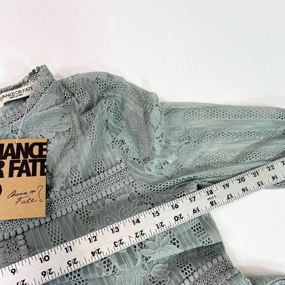 Chance Or Fate Blouse Womens Medium Green Floral Lace Mock Neck Long Sleeve NEW - Picture 9 of 13